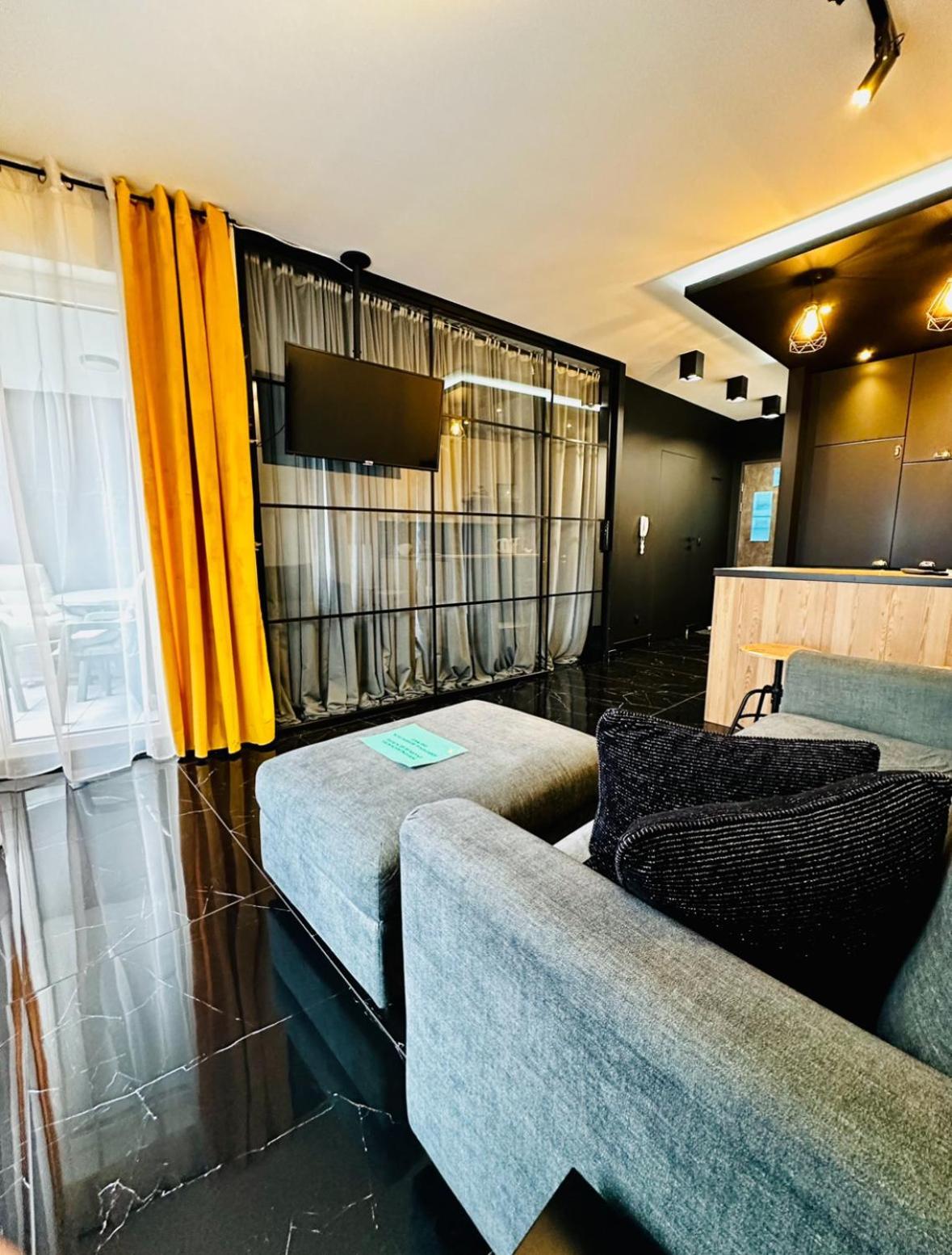 Apartament Z Widokiem Na Kazimierz/Forum Przestrzenie Apartment คราคูฟ ภายนอก รูปภาพ